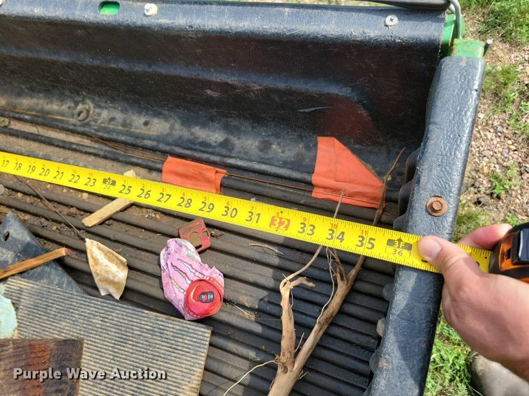 image for item KA9868 1998 John Deere Gator utility vehicle