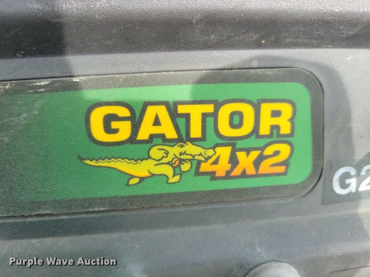 image for item KA9868 1998 John Deere Gator utility vehicle