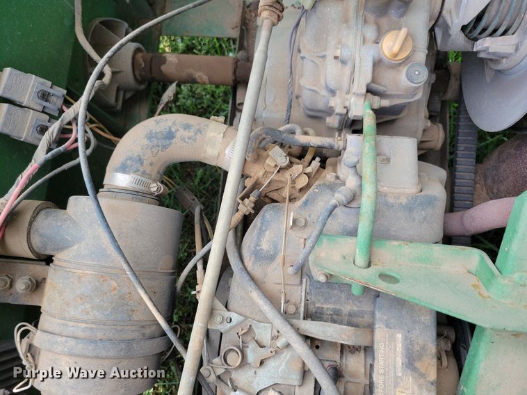 image for item KA9868 1998 John Deere Gator utility vehicle