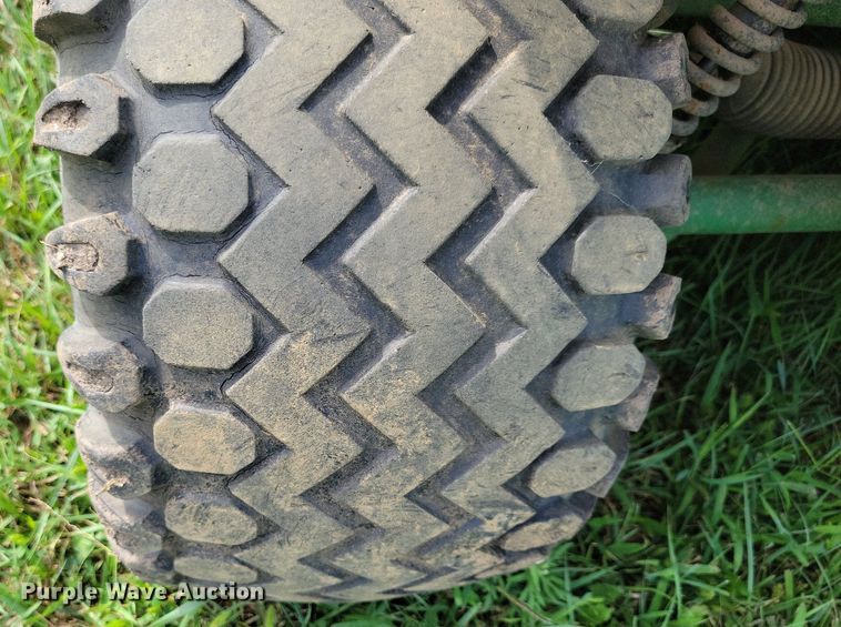 image for item KA9868 1998 John Deere Gator utility vehicle