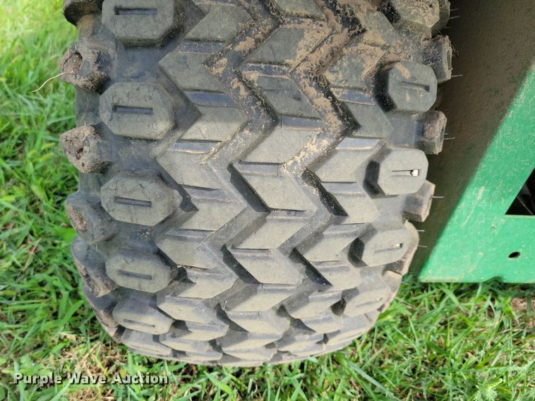 image for item KA9868 1998 John Deere Gator utility vehicle