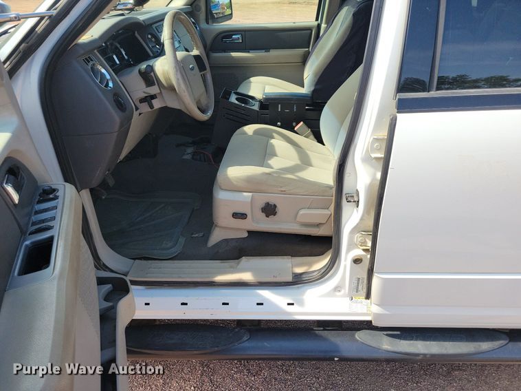 image for item KA9869 2008 Ford Expedition SUV
