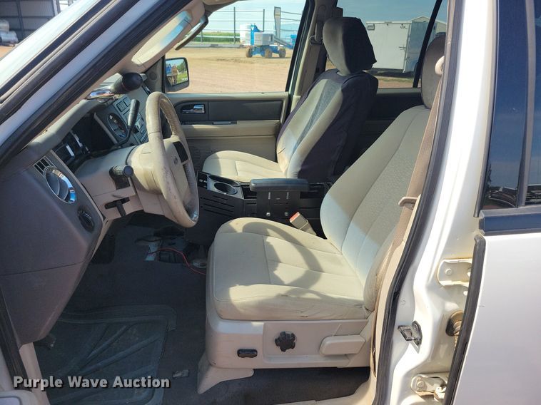image for item KA9869 2008 Ford Expedition SUV