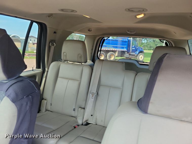 image for item KA9869 2008 Ford Expedition SUV
