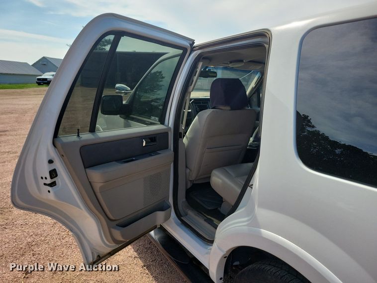 image for item KA9869 2008 Ford Expedition SUV