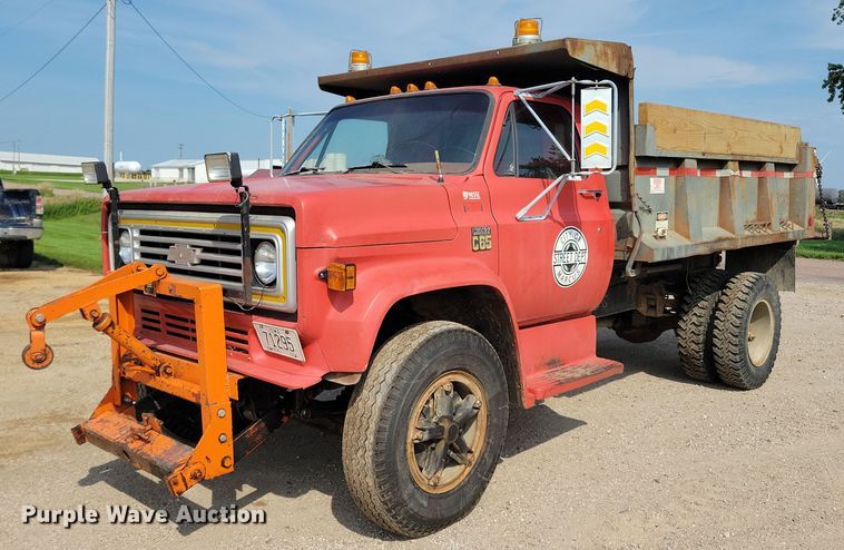 image for item KA9871 1978 Chevrolet  C65 dump truck