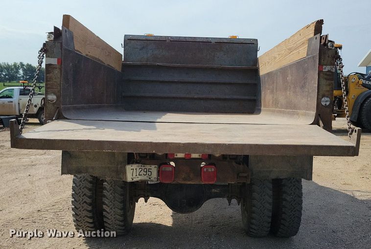 image for item KA9871 1978 Chevrolet  C65 dump truck