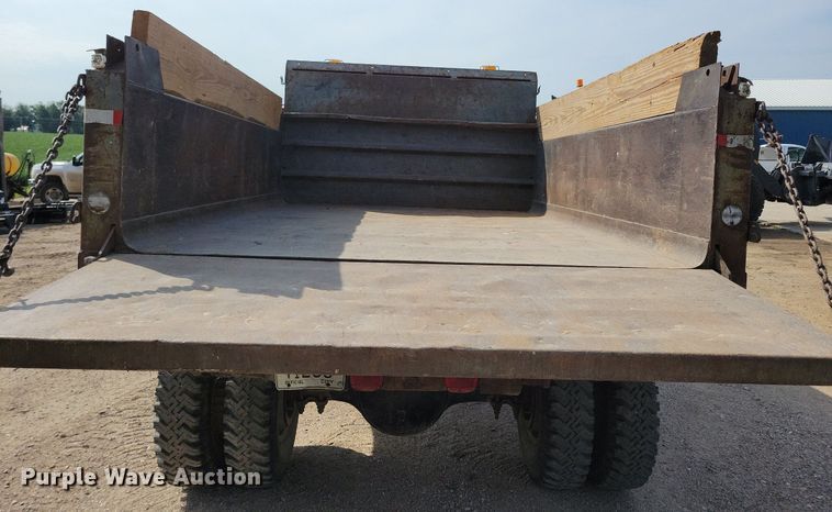 image for item KA9871 1978 Chevrolet  C65 dump truck