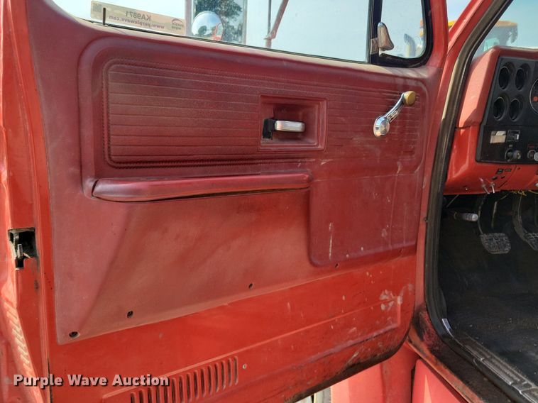 image for item KA9871 1978 Chevrolet  C65 dump truck