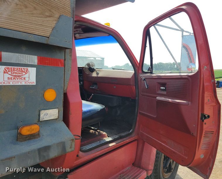 image for item KA9871 1978 Chevrolet  C65 dump truck