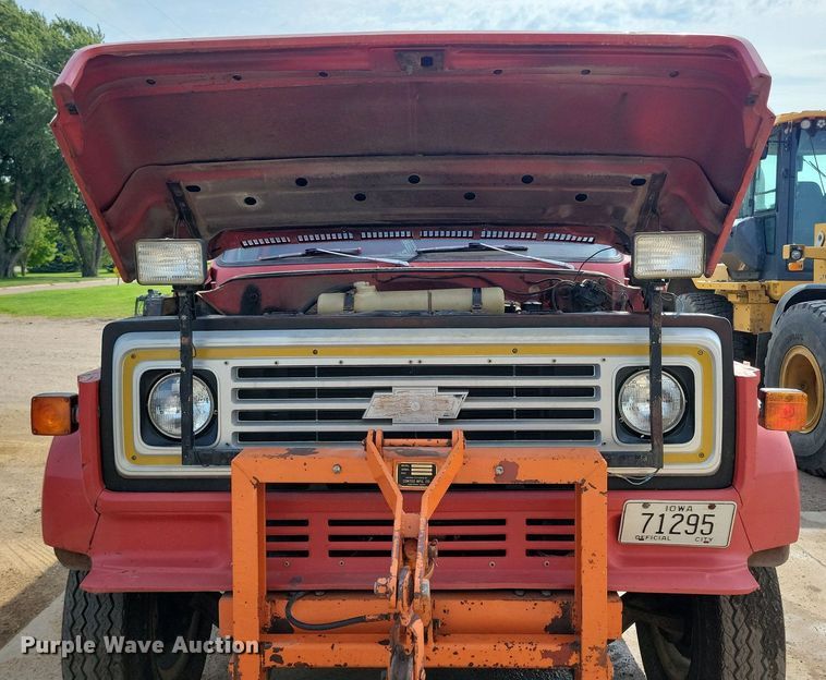 image for item KA9871 1978 Chevrolet  C65 dump truck