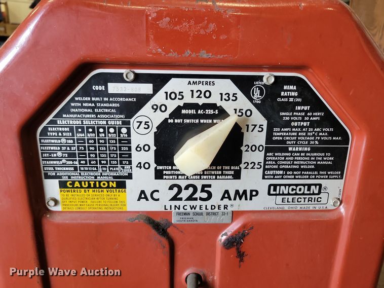 image for item KA9877 Lincoln Electric AC 225 Lincwelder welder