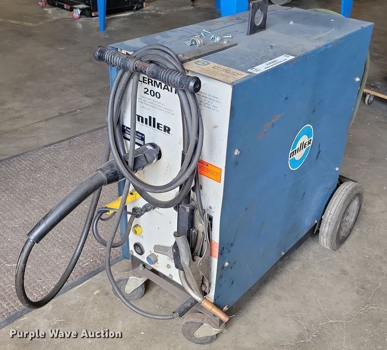 image for item KA9880 Miller Millermatic 200 welder