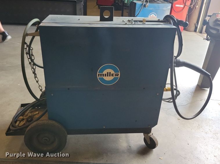 image for item KA9880 Miller Millermatic 200 welder