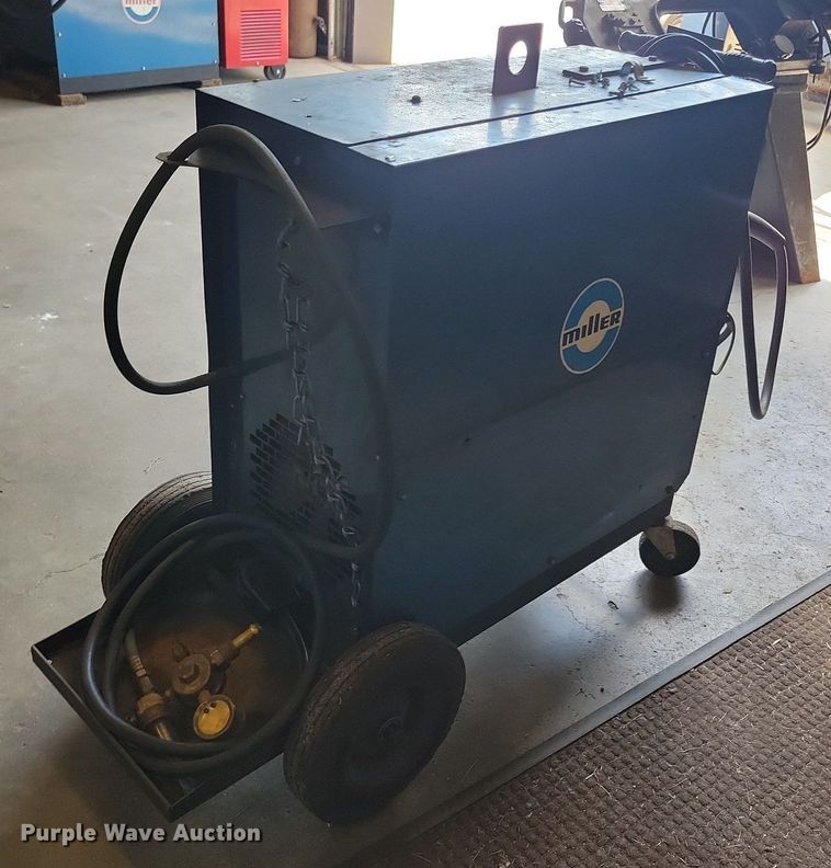 image for item KA9880 Miller Millermatic 200 welder