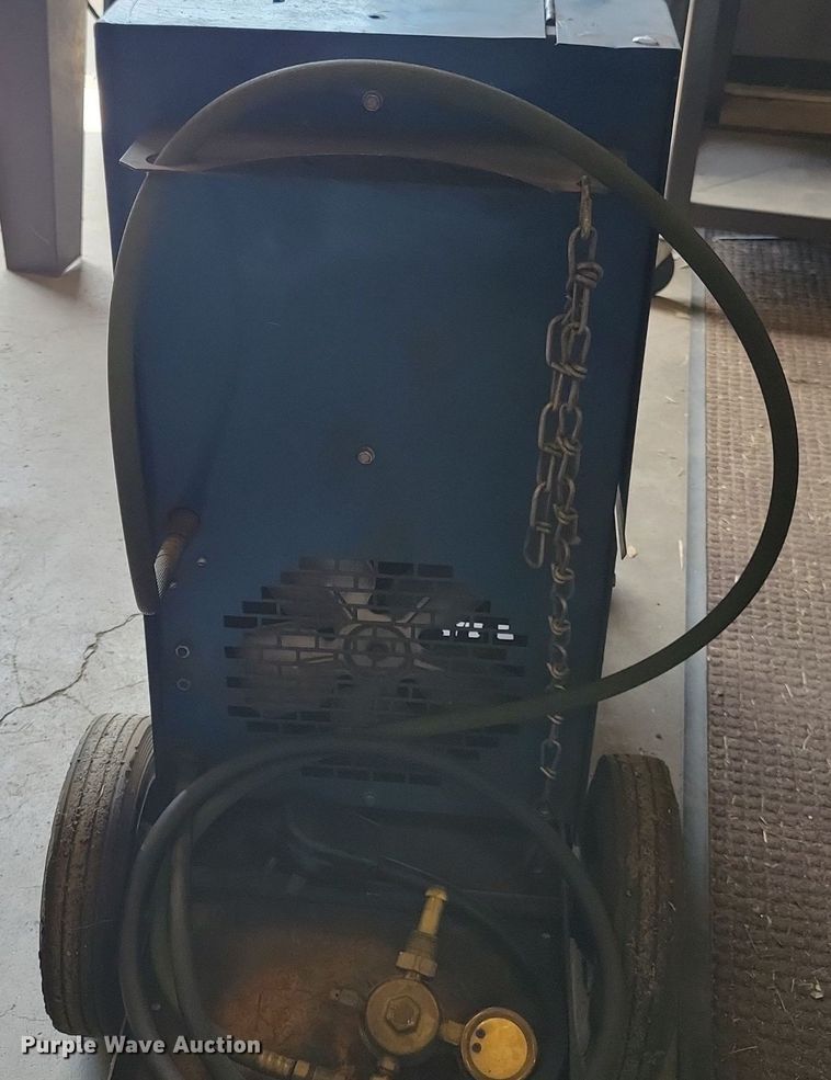 image for item KA9880 Miller Millermatic 200 welder