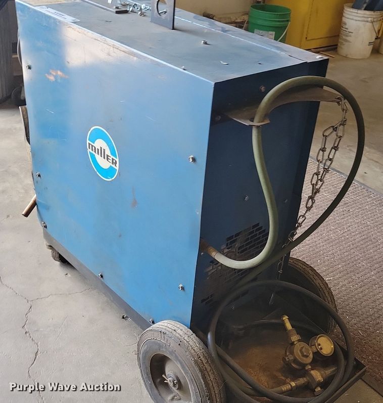 image for item KA9880 Miller Millermatic 200 welder