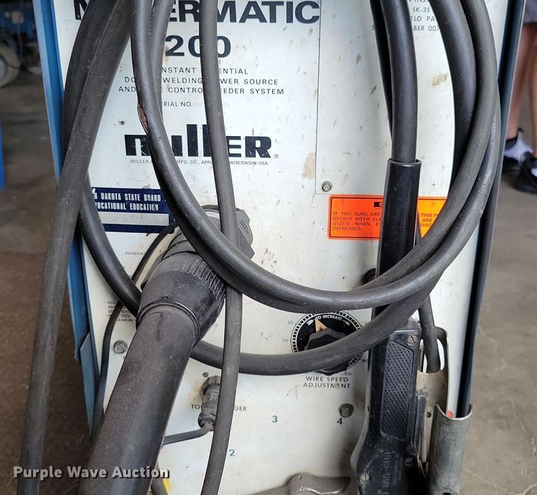 image for item KA9880 Miller Millermatic 200 welder