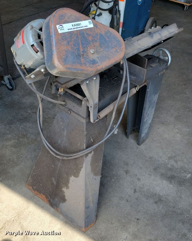 image for item KA9881 Dayton 3Z360C band saw