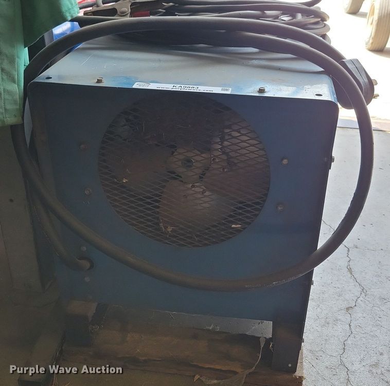 image for item KA9883 Miller Dialarc 250 welder