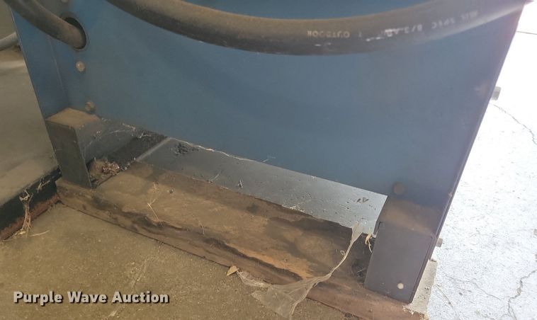 image for item KA9883 Miller Dialarc 250 welder