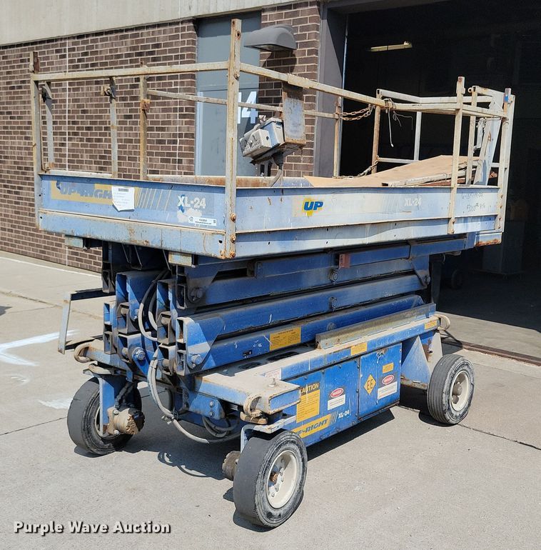 image for item KA9884 Up-Right XL-24 vertical lift