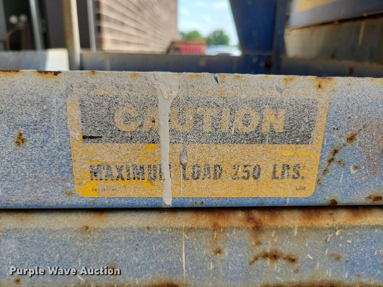 image for item KA9884 Up-Right XL-24 vertical lift