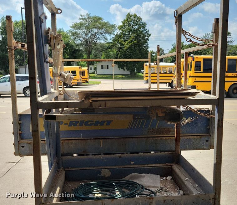 image for item KA9884 Up-Right XL-24 vertical lift