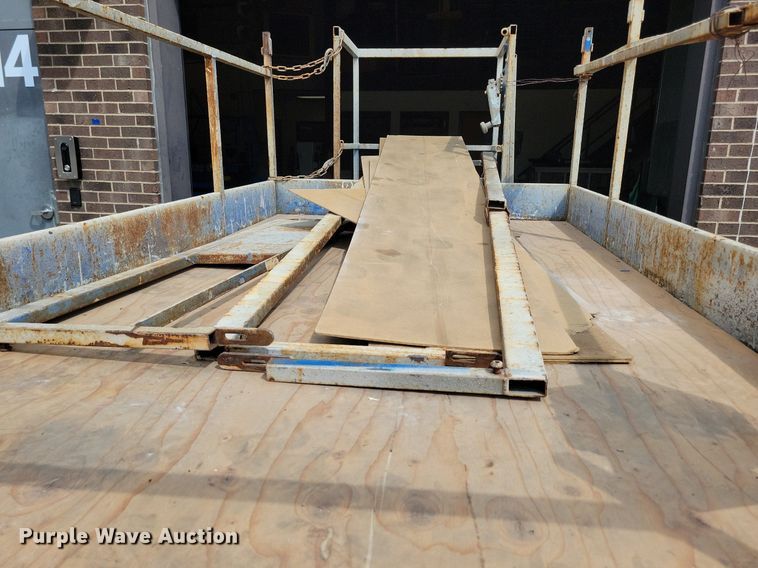 image for item KA9884 Up-Right XL-24 vertical lift