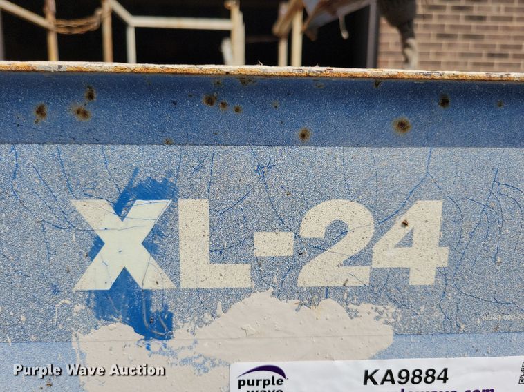 image for item KA9884 Up-Right XL-24 vertical lift