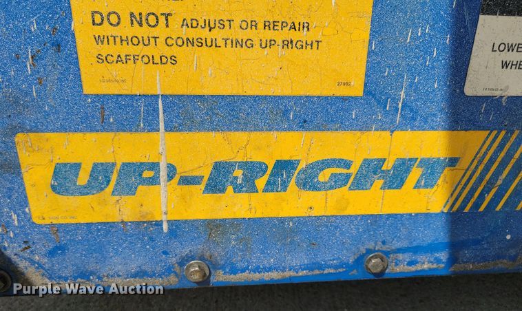 image for item KA9884 Up-Right XL-24 vertical lift