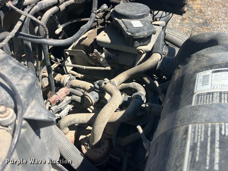 image for item LC9033 1998 Ford F700 dump truck