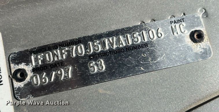 image for item LC9033 1998 Ford F700 dump truck