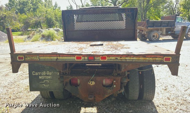 image for item LC9034 1991 Chevrolet Kodiak C6500 flatbed truck