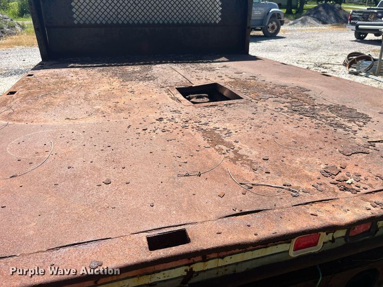 image for item LC9034 1991 Chevrolet Kodiak C6500 flatbed truck