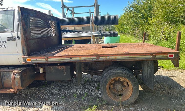 image for item LC9034 1991 Chevrolet Kodiak C6500 flatbed truck