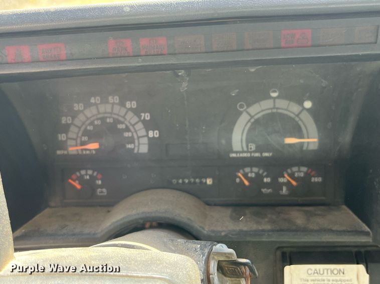 image for item LC9034 1991 Chevrolet Kodiak C6500 flatbed truck