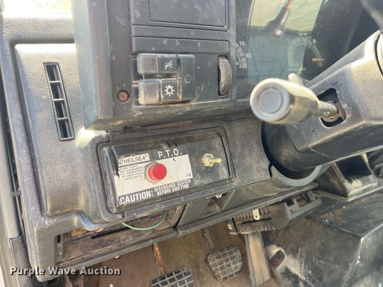 image for item LC9034 1991 Chevrolet Kodiak C6500 flatbed truck