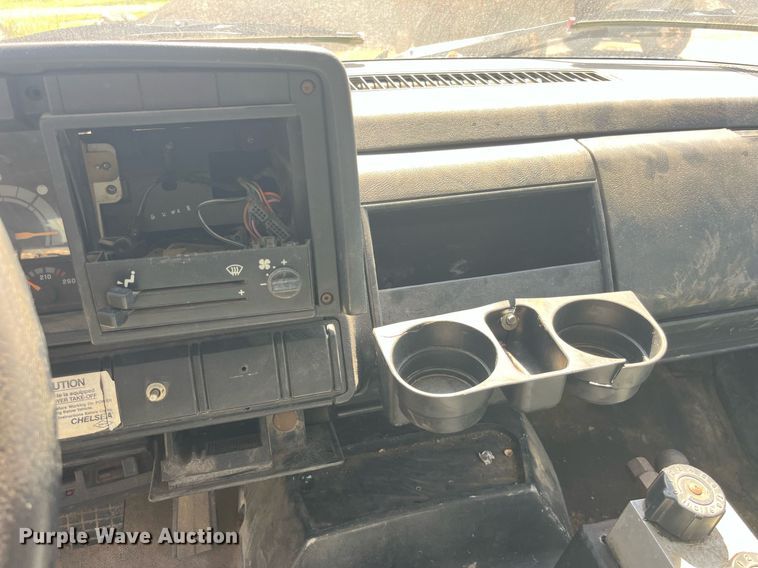 image for item LC9034 1991 Chevrolet Kodiak C6500 flatbed truck