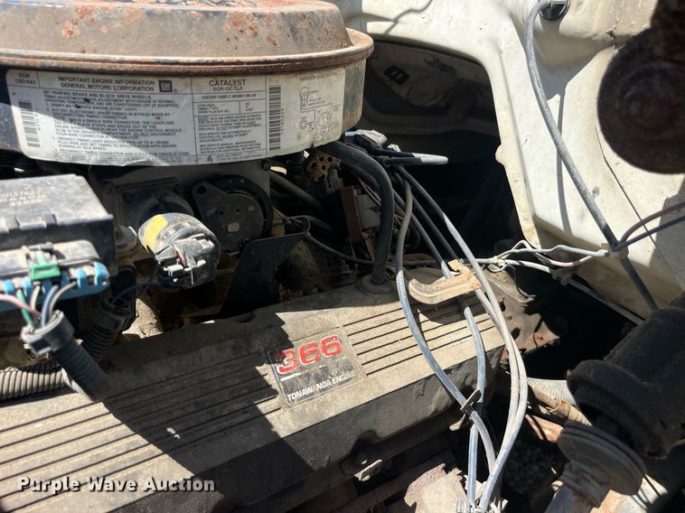 image for item LC9034 1991 Chevrolet Kodiak C6500 flatbed truck