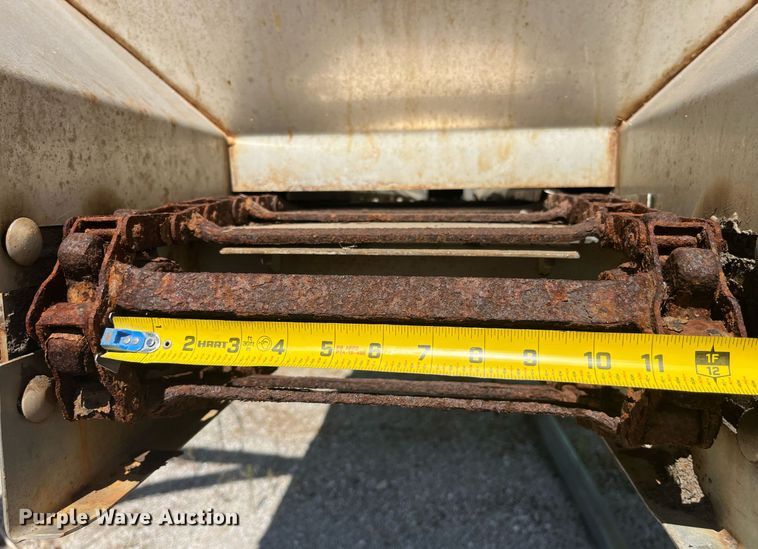 image for item LC9036 Magnum salt spreader