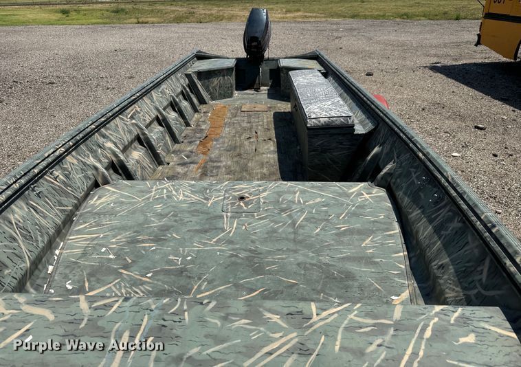 image for item LF9892 War Eagle  642 boat