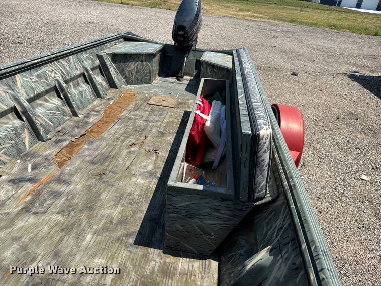 image for item LF9892 War Eagle  642 boat