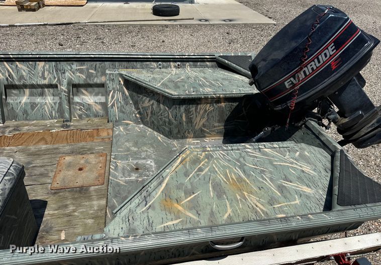 image for item LF9892 War Eagle  642 boat