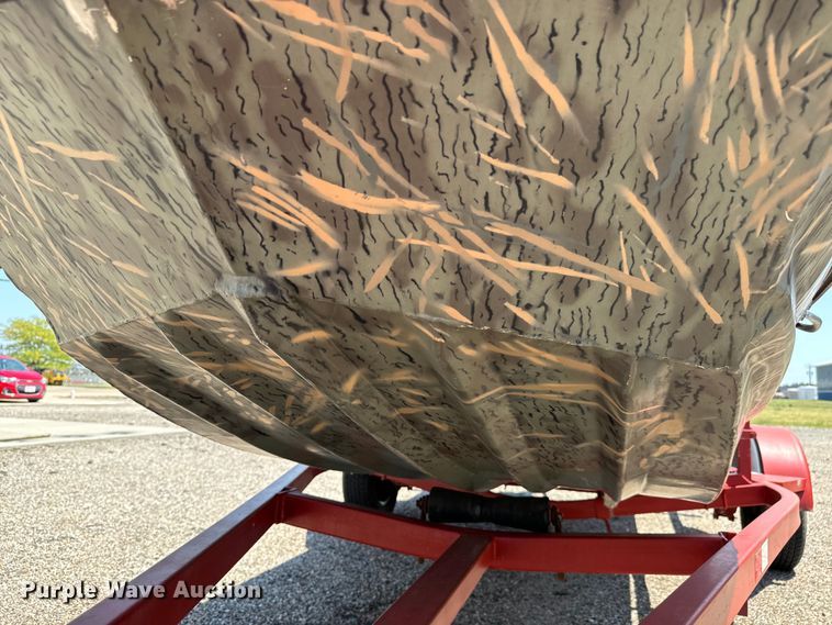 image for item LF9892 War Eagle  642 boat