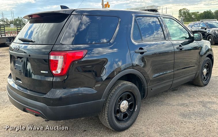 image for item LF9976 2017 Ford Explorer Police Interceptor SUV