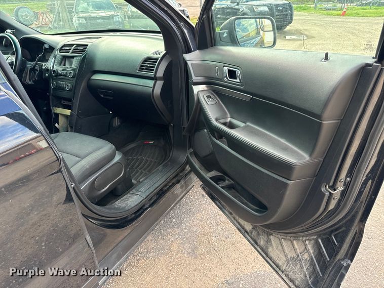 image for item LF9976 2017 Ford Explorer Police Interceptor SUV