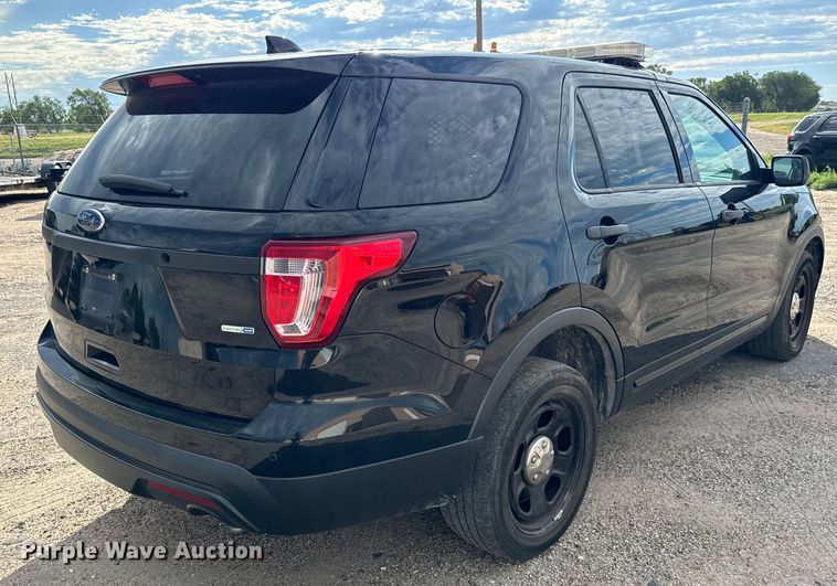 image for item LF9978 2017 Ford Explorer Police Interceptor SUV
