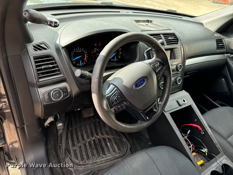 image for item LF9978 2017 Ford Explorer Police Interceptor SUV
