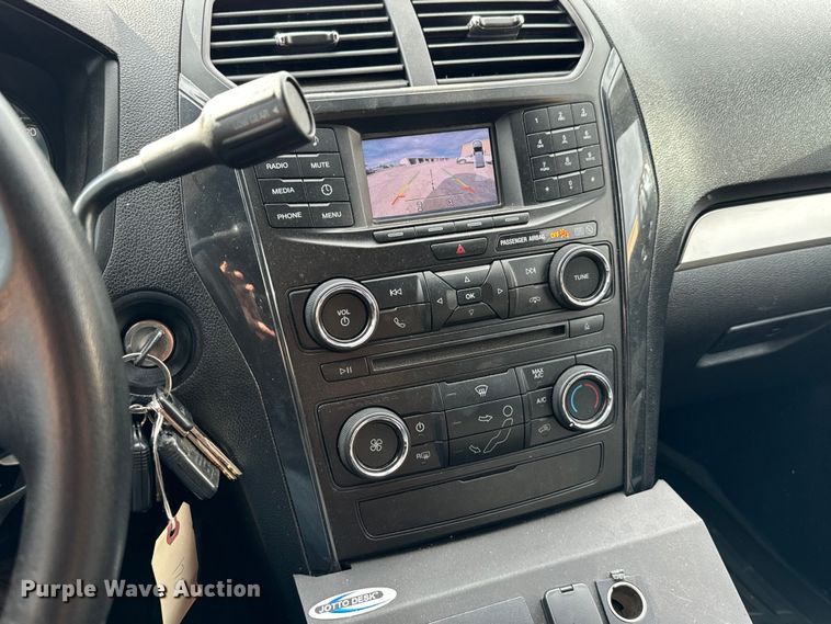 image for item LF9978 2017 Ford Explorer Police Interceptor SUV